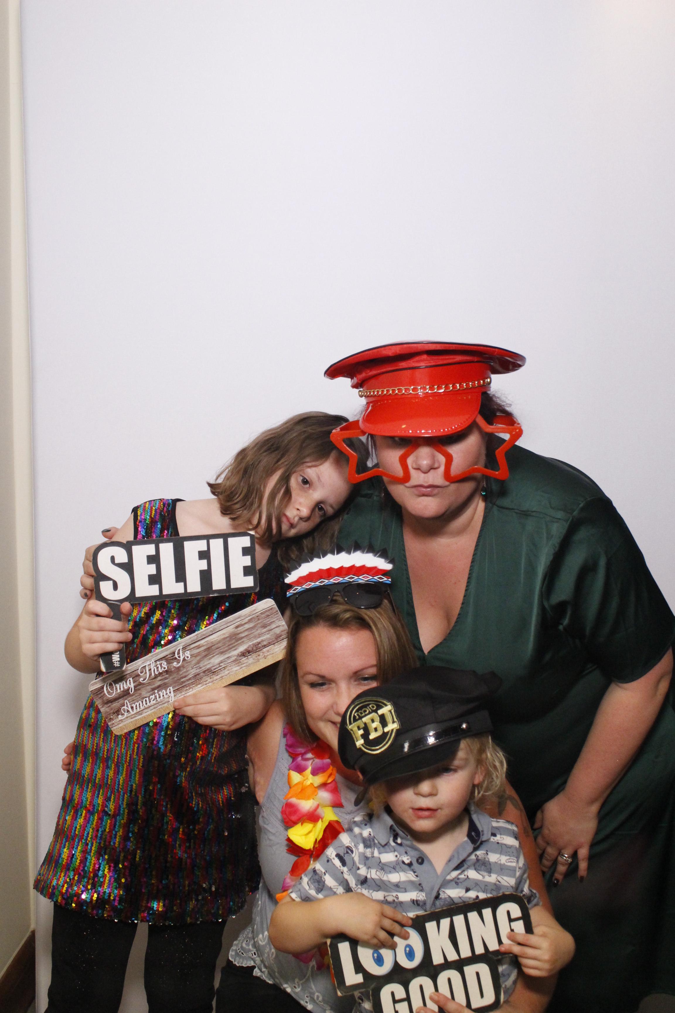 Luke & Emily's Wedding | View more photos from the event at gallery.myphotoboothexperience.co.uk/u/MyPhotoBoothExperienceLtd/Luke-Emilys-Wedding